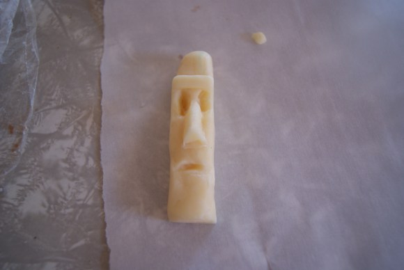 I know what you're going to say: Shibow, you're being modest. You're an amazing artist. Well, my boyfriend made this one. So now you know why I took so few pictures of this process.