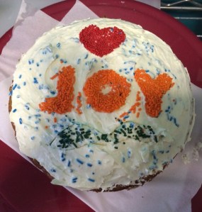 Sort of an inside joke-y cake topping, but I went for a vaguely Indian color scheme. Also was pressed for time :(